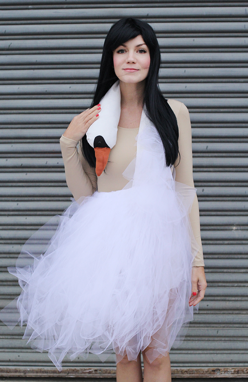 20 Halloween Costume Ideas! (click through for more!) 