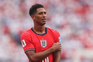 EAST RUTHERFORD, NEW JERSEY - JUNE 27: Jude Bellingham #10 of England reacts during the FIFA World Cup 2026 Group L match between Panama and England at New York New Jersey Stadium on June 27, 2026 in East Rutherford, New Jersey. (Photo by Richard Pelham/Getty Images)