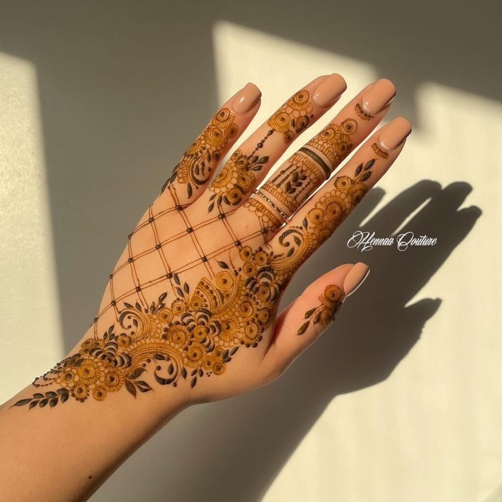 HENNA TATTOO DESIGNS