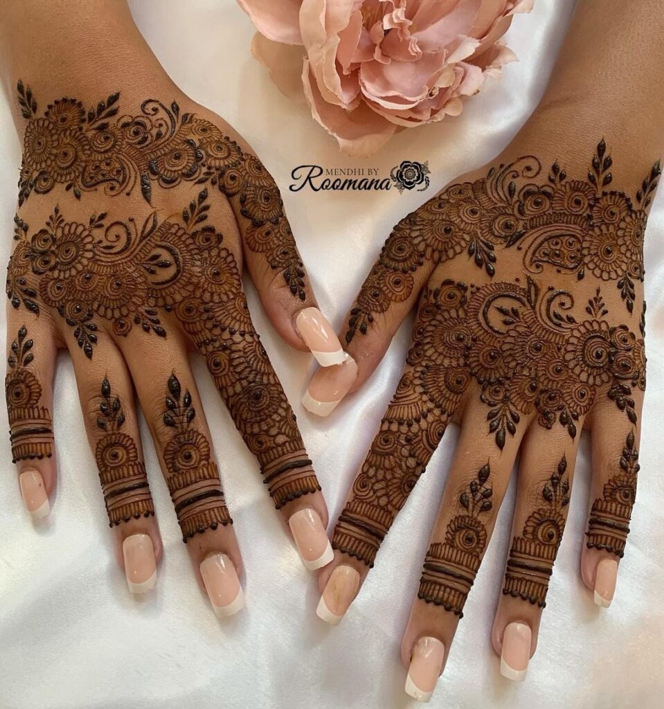 HENNA TATTOO DESIGNS
