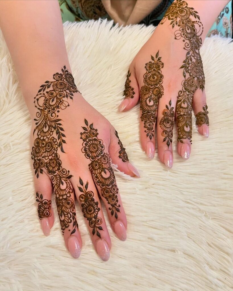 HENNA TATTOO DESIGNS