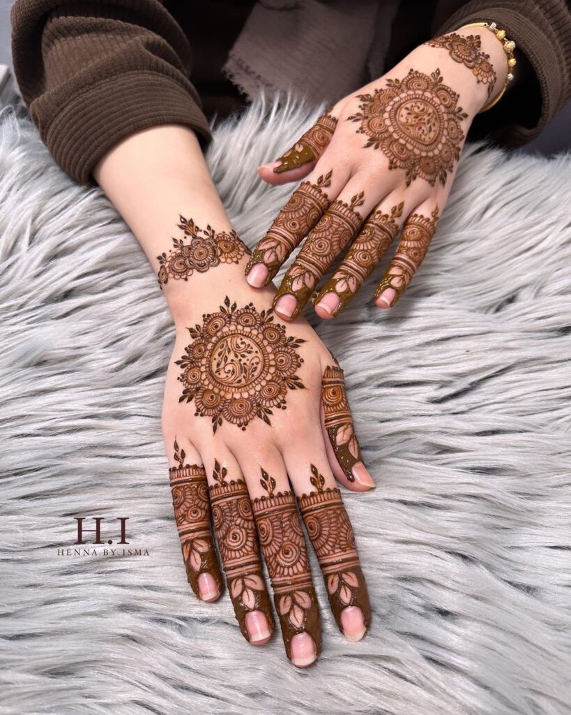 HENNA TATTOO DESIGNS