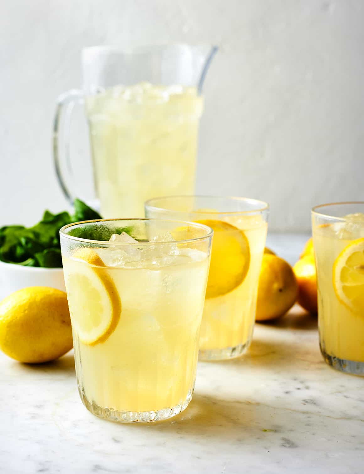 Homemade lemonade - non-alcoholic summer drinks